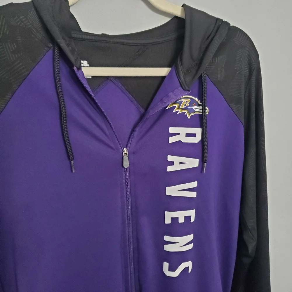 Fanatics Woman's Purple & Black Baltimore Ravens Zip-Up Hoodie Sz M Activewear - Picture 2 of 15